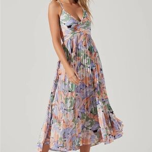 ASTR Blythe Floral Pisse Midi Dress